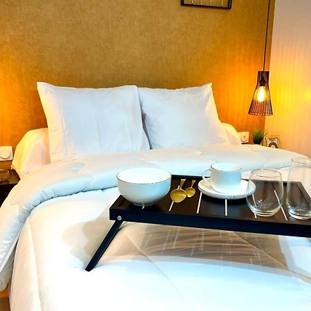 Chic Oasis In Rouen Apartment Bagian luar foto