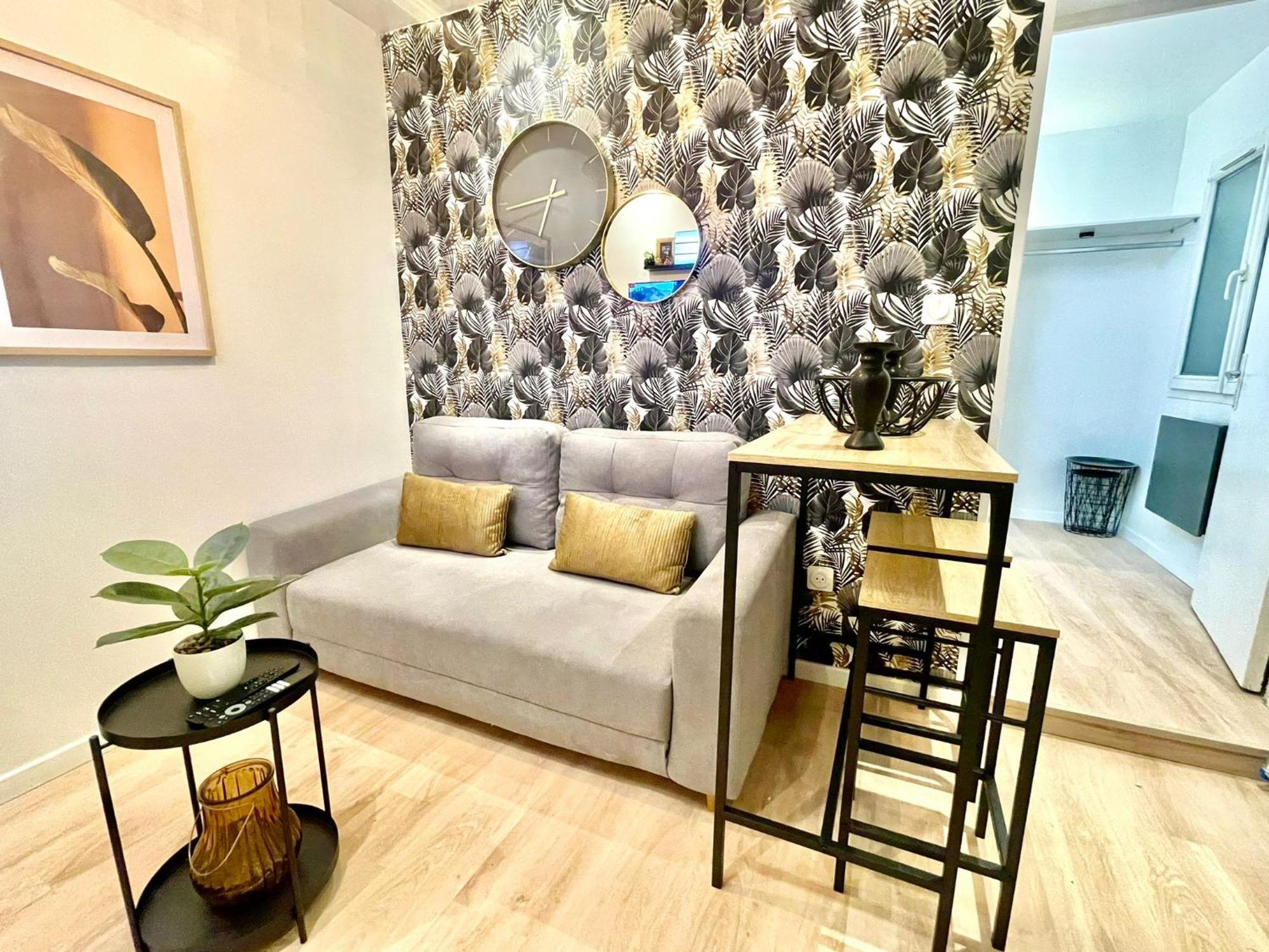 Chic Oasis In Rouen Apartment Bagian luar foto