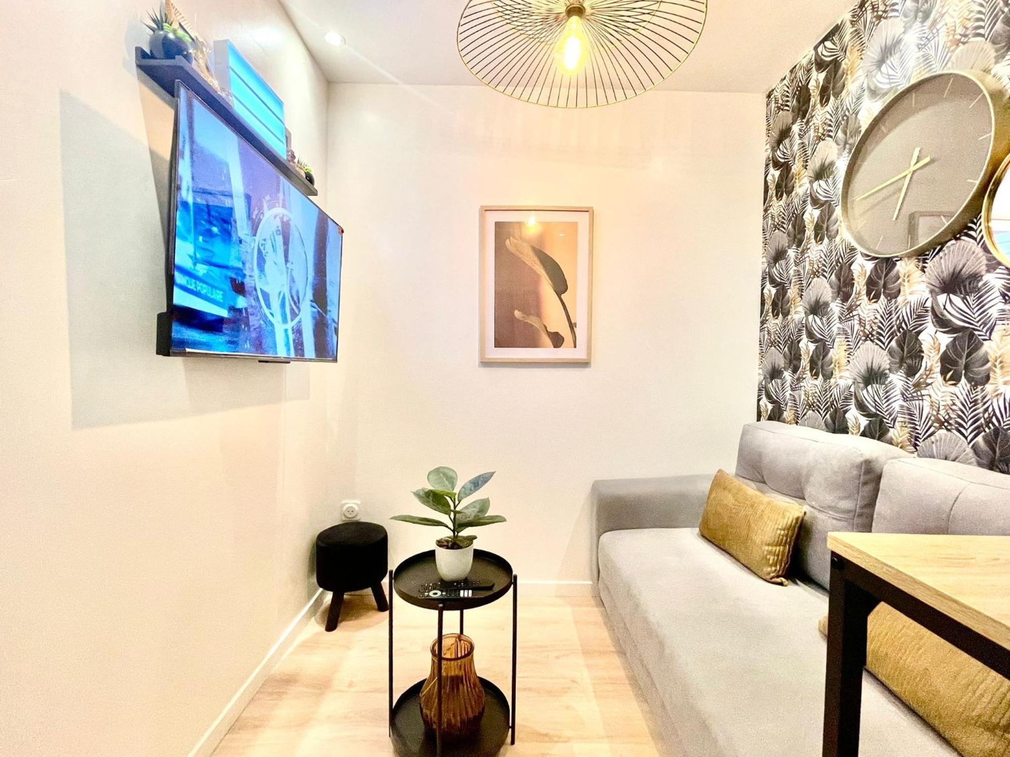 Chic Oasis In Rouen Apartment Bagian luar foto